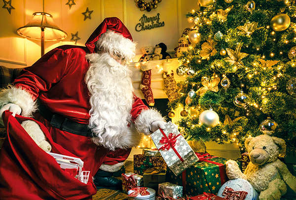 Santa Claus in 25 December Christmas Day